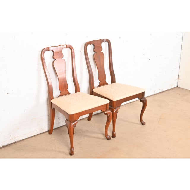 Henkel Harris Henkel Harris Style Queen Anne Solid Mahogany Side Chairs or Dining Chairs, Pair For Sale - Image 4 of 11