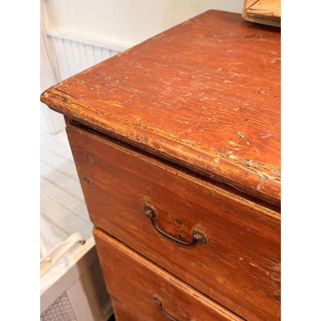 Late 19th Century Large Pine Chest of Drawers With Orignal Paint For Sale In New York - Image 6 of 10