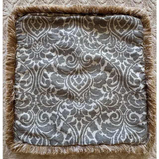 English Pair of Ethan Allen Luxury Gray & Ivory Damask Decorative Pillows With Fringe For Sale - Image 3 of 9