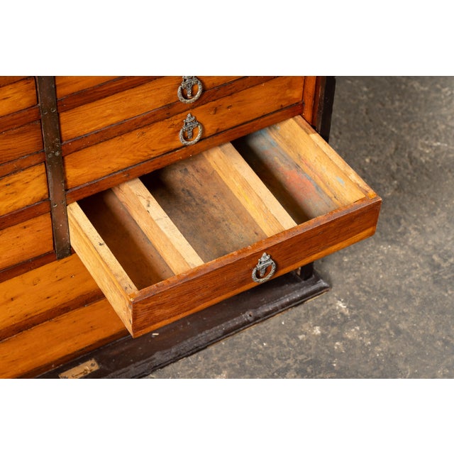 Early 20th Century 16-Drawer Oak Dental Cabinet For Sale - Image 9 of 11