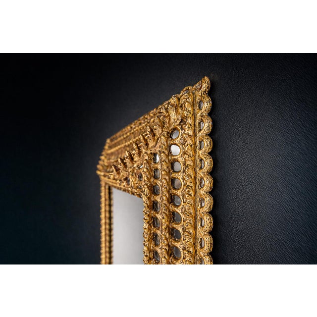 Peruvian Baroque Colonial Sunburst Mirror in Carved Hardwood & Gold Leaf, 1890–1920 For Sale - Image 11 of 13