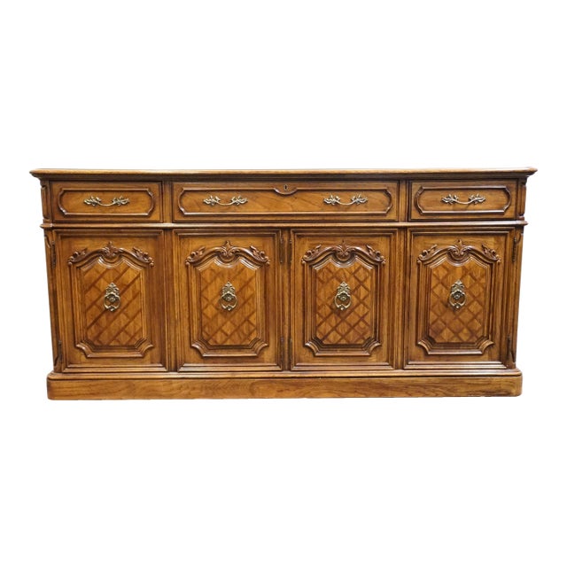 Thomasville Furniture Camille Collection Country French Provincial 72" Buffet 11421-130 For Sale