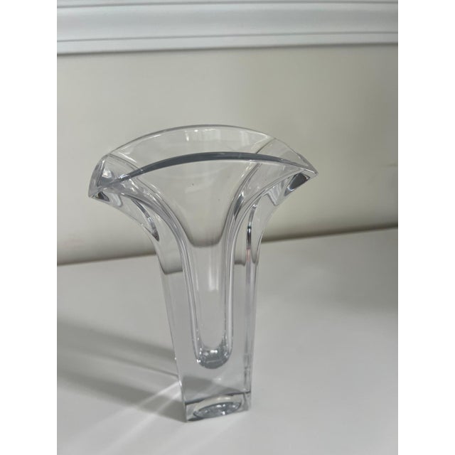 Modern Nambé Modern Crystal Art Glass Flared Vase – 8.5" For Sale - Image 3 of 6