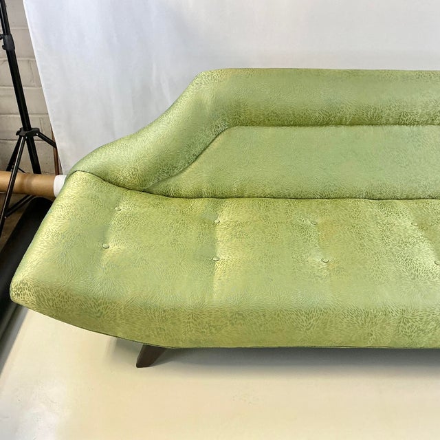 1960s Vintage Italian Luigi Tiengo Gondola Sofa, Scalamandre Starburst Silk Embroidered Upholstery For Sale - Image 6 of 15
