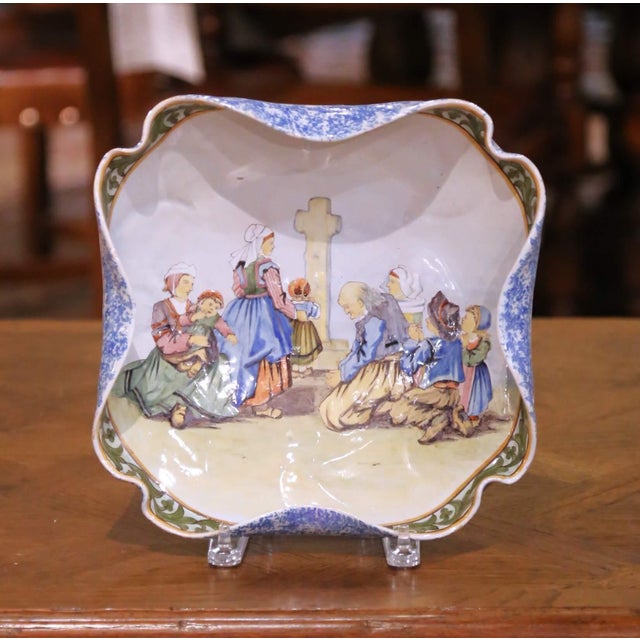19th Century French Faience Porquier-Beau Quimper Decorative Dish For Sale - Image 4 of 9