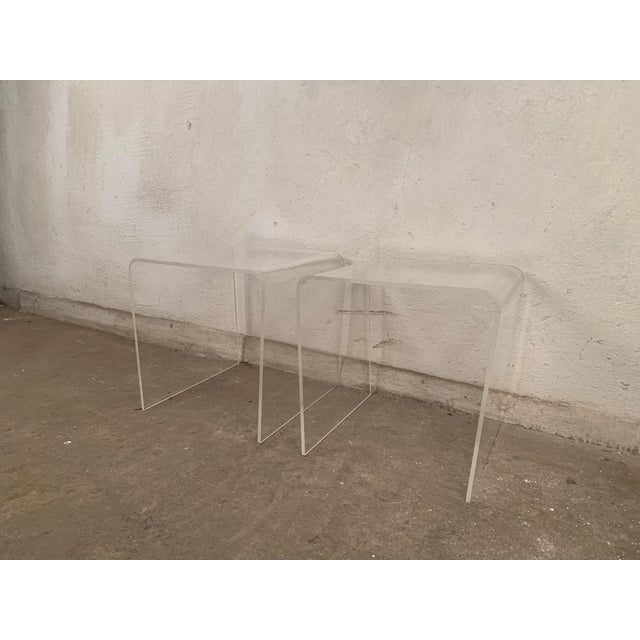 Vintage Side Tables in Acrylic, 1970s, Set of 2 For Sale - Image 6 of 18