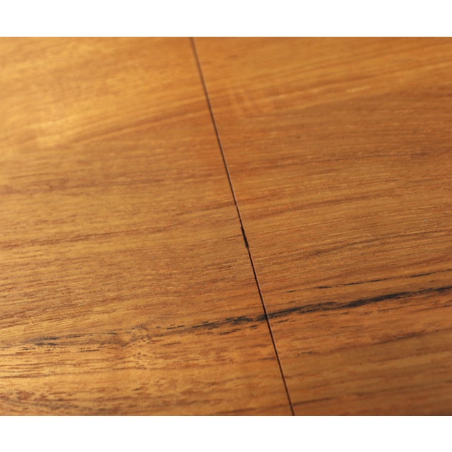 Mid-Century Modern Round Danish Dining Table in Teak with Column Base, 1960s For Sale - Image 3 of 16
