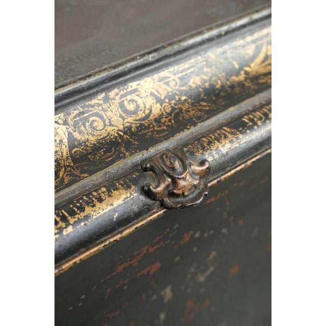 Antique 19th Century Chinoiserie Coal Bin For Sale - Image 13 of 16