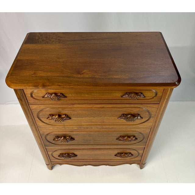 Davis Cabinet Company Mid 20th Century Davis Cabinet Company Chest of Drawers For Sale - Image 4 of 11