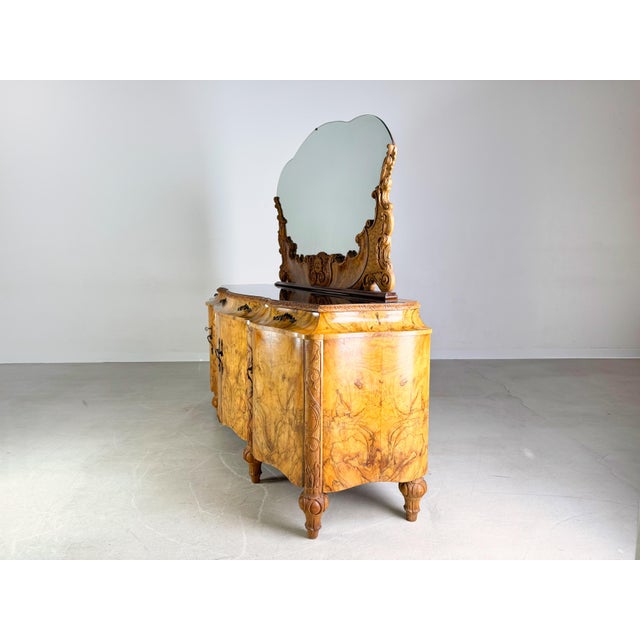 Italian Late Baroque Rococo Sideboard in Walnut from La Permanente Mobili Cantù, 1920 For Sale - Image 9 of 14