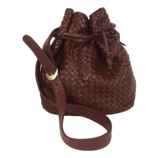 Bottega Veneta Chocolate Brown Intrecciato Leather Bucket Handbag For Sale