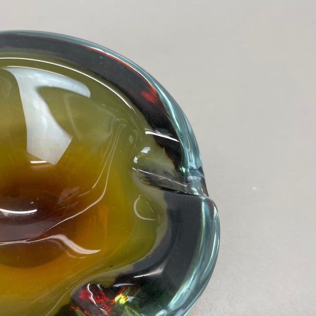 Large Murano Glass Shell Bowl, Italy, 1970s For Sale - Image 10 of 18