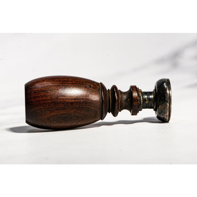 Wonderful Turned Wood Handle Antique Green Citrine Matrix Armorial Coat of Arms Wax Seal Desk For Sale In New York - Image 6 of 8