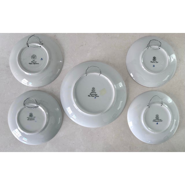 Ceramic 1960s Bing & Grondahl Christmas Collectible Wall Plates, Set of 5 For Sale - Image 7 of 8