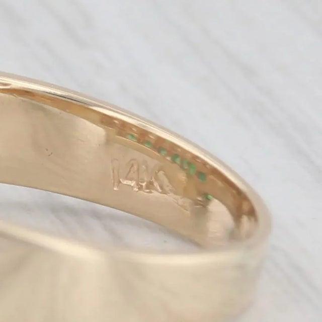 Modern 1.68ctw Emerald Diamond 14k Yellow Gold Pyramid Ring Size 6.75 For Sale - Image 3 of 8