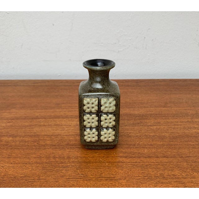 Small Mid-Century East German GDR Pottery Vase from VEB Haldensleben, 1960s For Sale - Image 11 of 17
