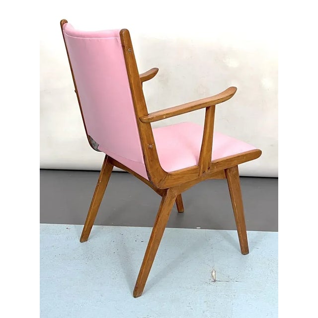 Vintage Italian Wood Accent Chair in Pink Leatherette, Italy, 1950s For Sale - Image 9 of 11