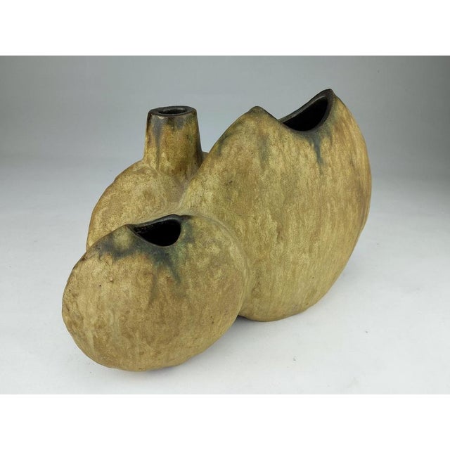 The painter and sculptor Helmut Friedrich Schäffenacker (1921-2010) is primarily known for his ceramic work. The vases,...