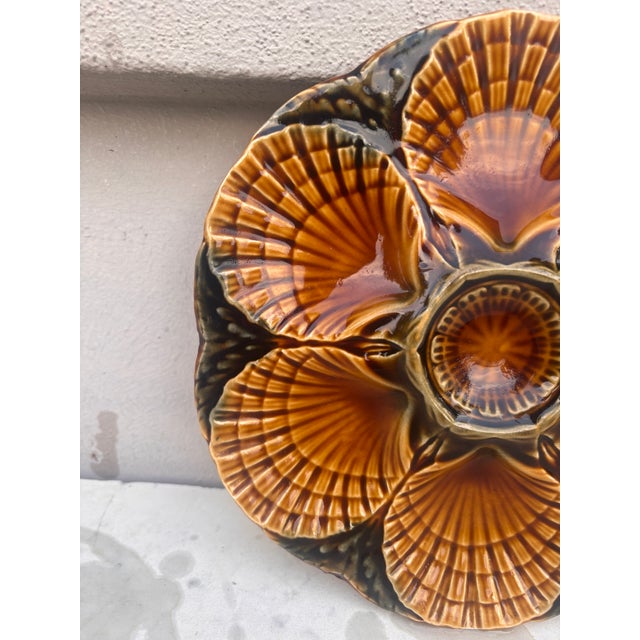 Mid-Century Modern Majolica Oyster Plate Sarreguemines Circa 1950 For Sale - Image 3 of 4