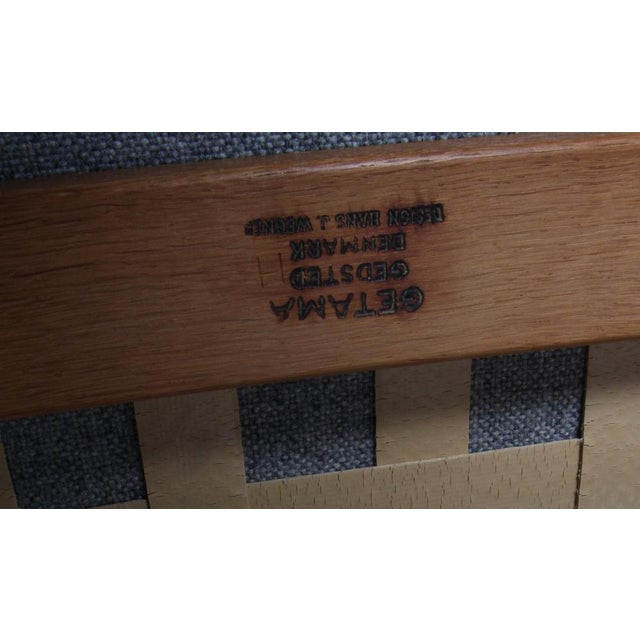 Gray Lounge Chair Model GE-375 attributed to Hans J. Wegner for Getama, 1960s For Sale - Image 8 of 10