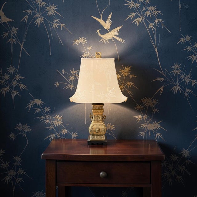 Chinoiserie Vintage James Mont Archaistic Chinese Hu Vessel Table Lamp For Sale - Image 3 of 15
