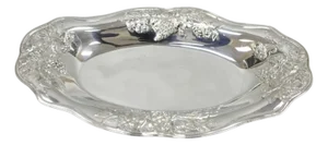 Early 20th Century Superior Silver Grapevine Repousse Silver Plated Bread Plate Tray Trinket Dish