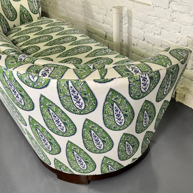 1980s Modern Sofa in Bindi Kelly Paisley For Sale - Image 5 of 10