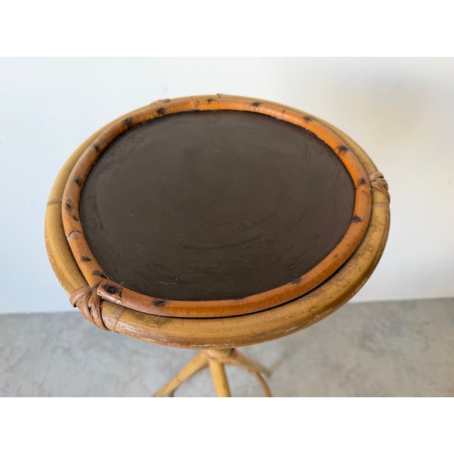 Vintage Rosenthal Netter Style Coastal Bamboo & Rattan Pedestal Stand For Sale In Miami - Image 6 of 10