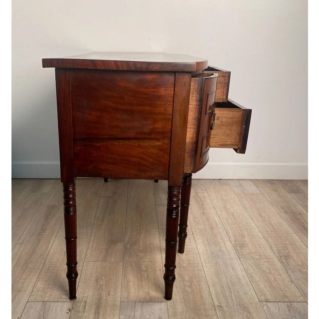 Regency Period Mahogany Georgian Sideboard, England Circa 1800 For Sale In San Francisco - Image 6 of 9
