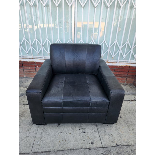 This is a beautiful very soft and comfortable leather chair. in excellent condition