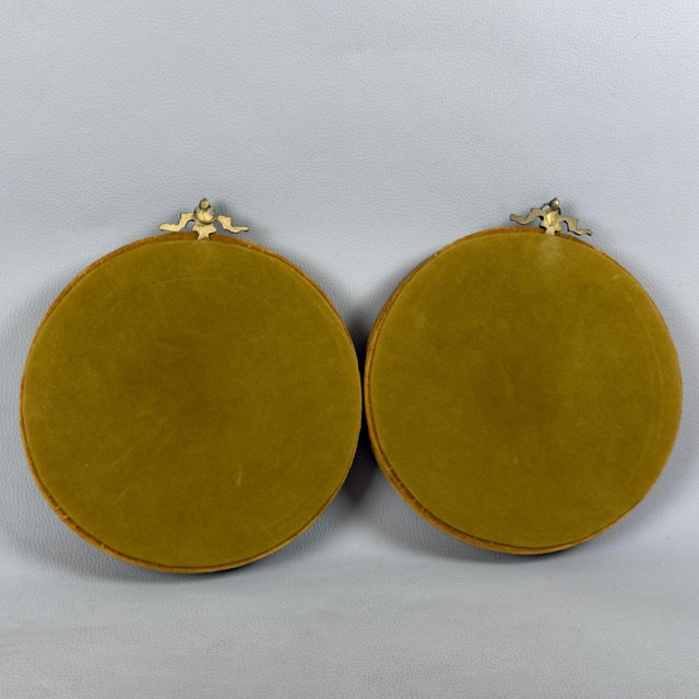 Miniatures with Female Portraits in Vintage Velvet Frames, 20th Century, Set of 2 For Sale - Image 3 of 11