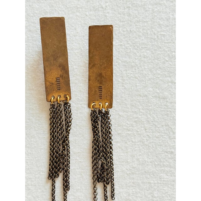 Contemporary Brutalist Style Brass and Gunmetal Chain Fringe Dangle Earrings For Sale In New York - Image 6 of 10