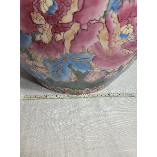 Vintage English Traditional Floral Jardinière | 17" Statement Vessel With Teal, Pink, Blue & Gold For Sale In Charlotte - Image 6 of 9