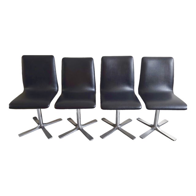 Vintage Swivel Chairs in Black Skirted Leatherette, Brushed Metal and Chrome, 1970s, Set of 4 For Sale