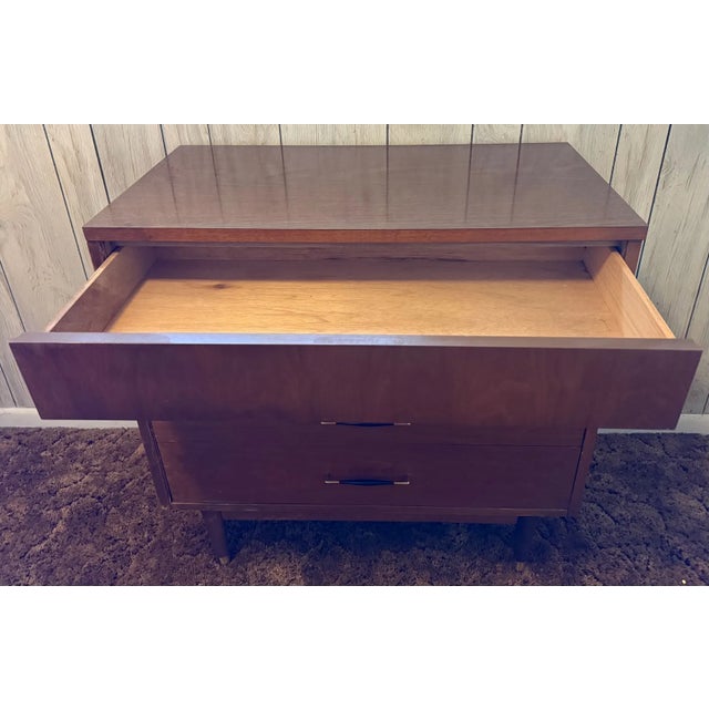 Wood Vintage Mid-Century Modern Walnut 3-Drawer Lowboy Dresser With Brass-Capped Legs and Stylish Black-Gold Handles For Sale - Image 7 of 16