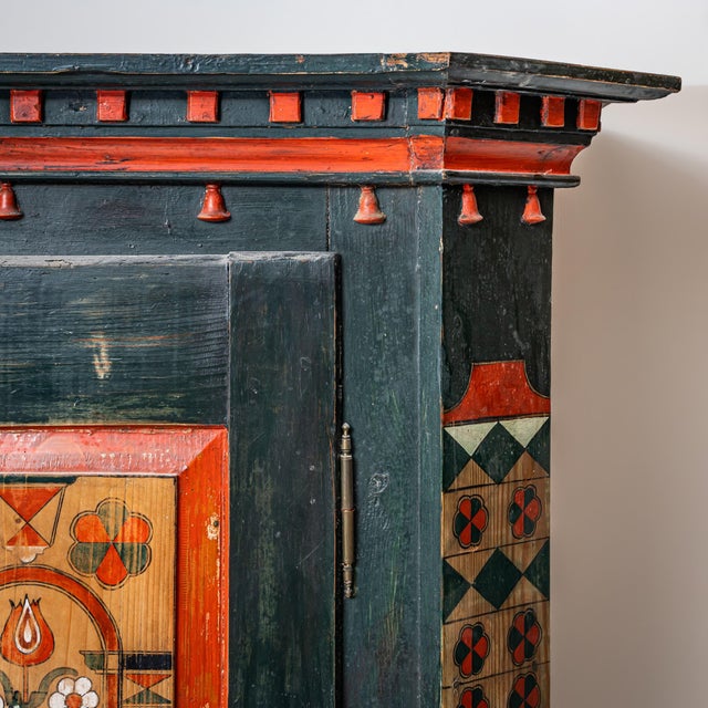Franconian Folk Art Hand-Painted Armoire, Early 19th Century For Sale - Image 5 of 8