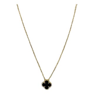 Authentic Van Cleef & Arpels Vintage Alhambra Pendant For Sale