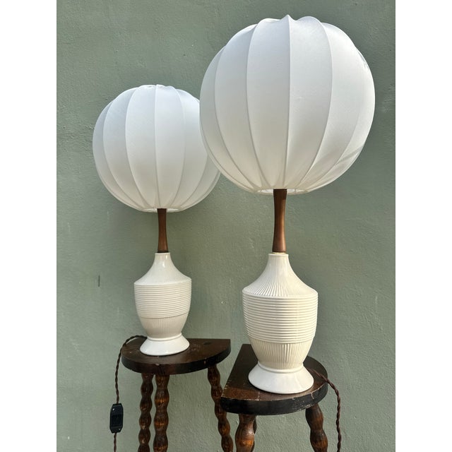Mid-Century Modern White Ceramic Urn Table Lamps, a Pair — Restored With Custom Silk Globe Shades For Sale In Miami - Image 6 of 7