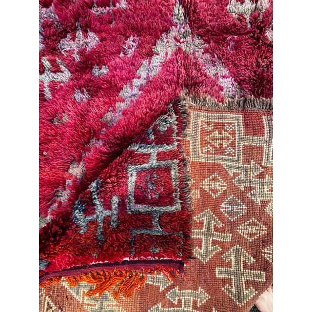 1990s Vintage Beni M’Guild Moroccan Rug – Deep Red Tribal Wool Carpet – Long Gallery Runner For Sale - Image 5 of 8