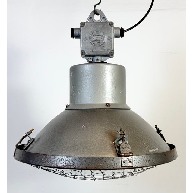 Industrial Grey Hammer Paint Pendant Lamp from Elektrosvit, 1960s For Sale - Image 6 of 18