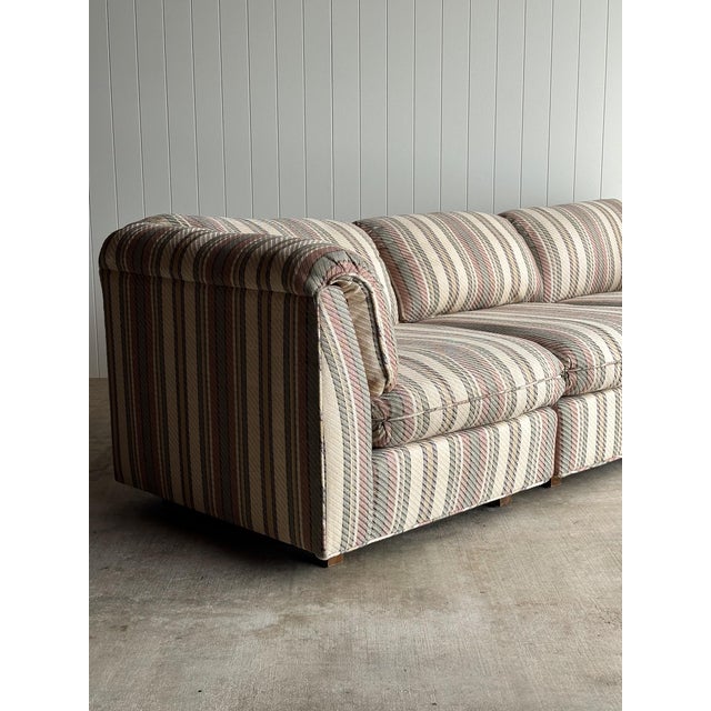 Cream Vintage Postmodern Three-Piece Modular Sectional Sofa, C. 1980s For Sale - Image 8 of 18