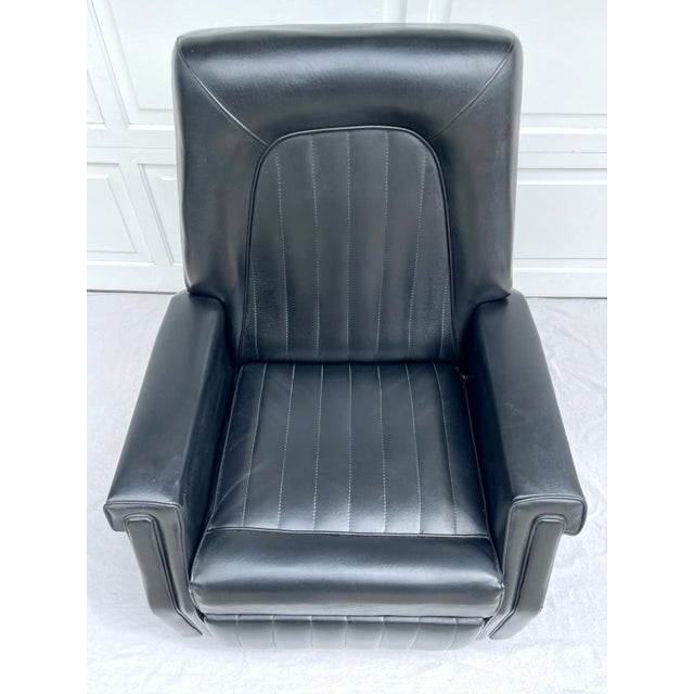 Here is an incredible vintage chair that smoothly reclines into countless lounge positions and is super comfortable! Plus,...