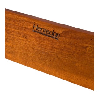 Vintage Henredon Louis XV Style Burl Wood King Headboard & Bombe Nightstands, Set of 3 (Circa 1980s) For Sale