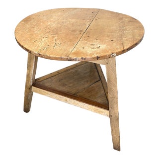 Late 18th Century Sycamore Table For Sale