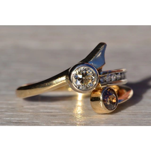 The Cowan: Ladies 14K Toi et Moi Diamond Bypass Ring For Sale - Image 9 of 11