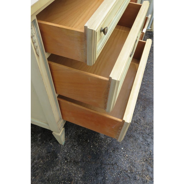 1960s French Shabby Chic Painted Long Dresser Bathroom Vanity Tv Console For Sale - Image 5 of 13