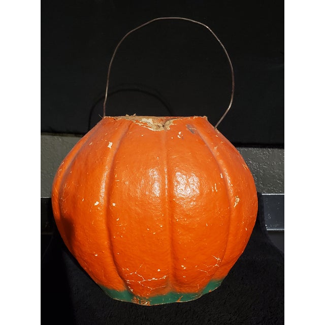 Vintage “Sly Grin” Halloween Pulp / Papier Mache' Jack-O’-Lantern 1930s For Sale - Image 4 of 9