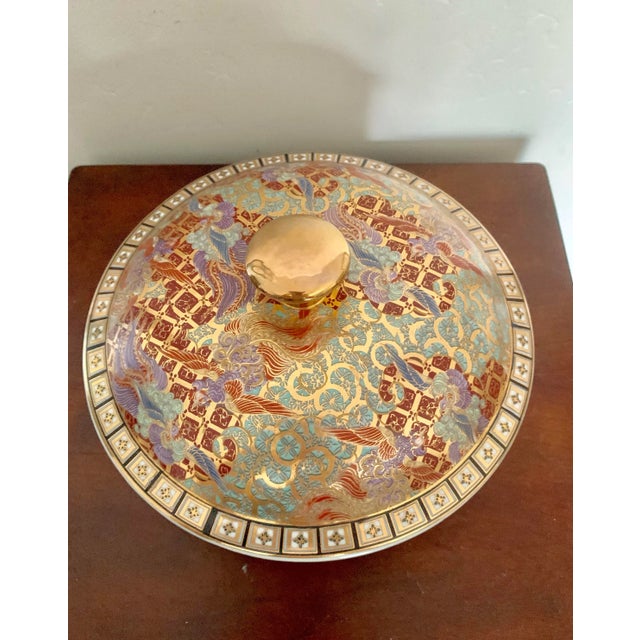 1800s Gold Imari Hand Painted Round Covered Dish For Sale - Image 4 of 7