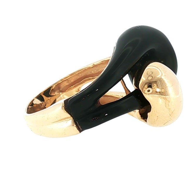 Contemporary Late 20th Century 14k Yellow Gold Black Onyx Offset Knot Ring, Size 6.5 For Sale - Image 3 of 4
