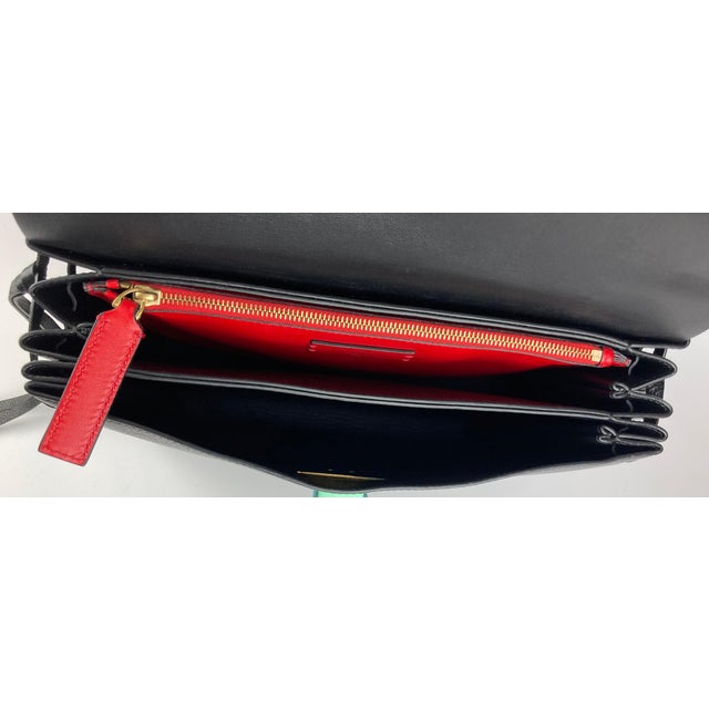 Valentino VRING Medium andbag For Sale - Image 9 of 10